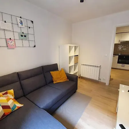 Acogedor Piso En El Centro De 아파트 *