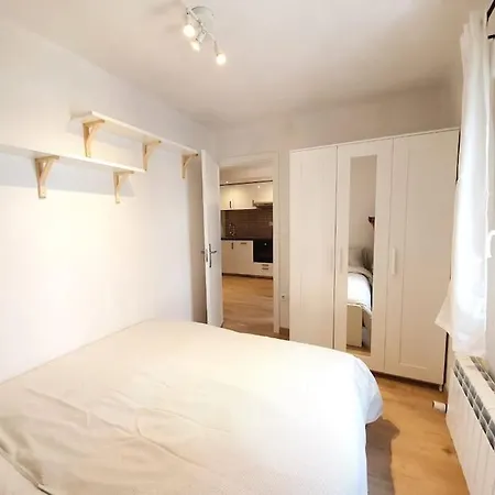Acogedor Piso En El Centro De * Sabiñánigo