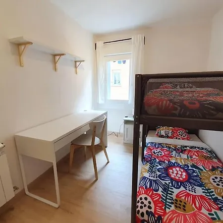 Acogedor Piso En El Centro De * Sabiñánigo